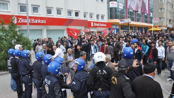 HDP'nin Kırşehir mitinginde gerginlik - Sputnik Türkiye