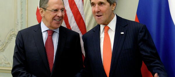 Rusya Dışişleri Bakanı Sergey Lavrov ve ABD Dışişleri Bakanı John Kerry - Sputnik Türkiye