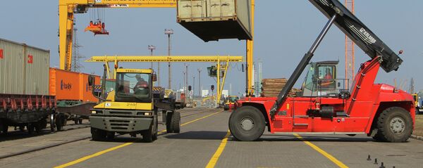 İthalat-İhracat-Ticaret - Sputnik Türkiye