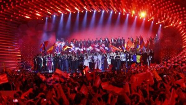2015 Eurovision Şarkı Yarışması'nın tüm katılımcıları Viyana Stadthalle sahnesinde - Sputnik Türkiye