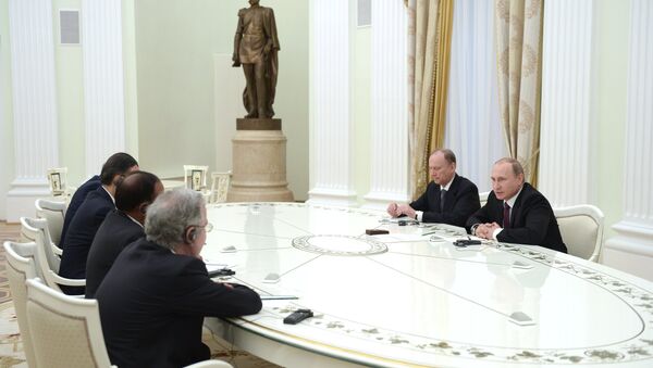 Rusya Devlet Başkanı Vladimir Putin, BRICS ülkelerinin Güvenlik Konseyi başkanlarıyla bir araya geldi. - Sputnik Türkiye
