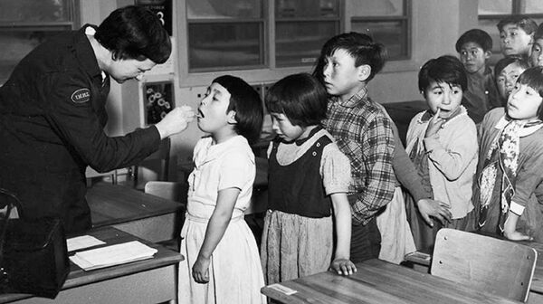 39 yatılı kilise okuluna, 150 binin üzerinde yerli çocuğun alındığı biliniyor. - Sputnik Türkiye