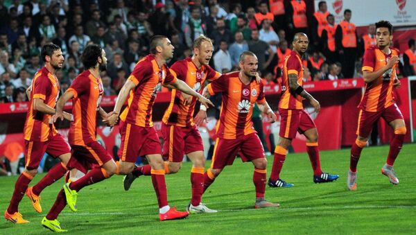 Bursaspor ile Galatasaray Bursaspor ile Galatasaray - Sputnik Türkiye