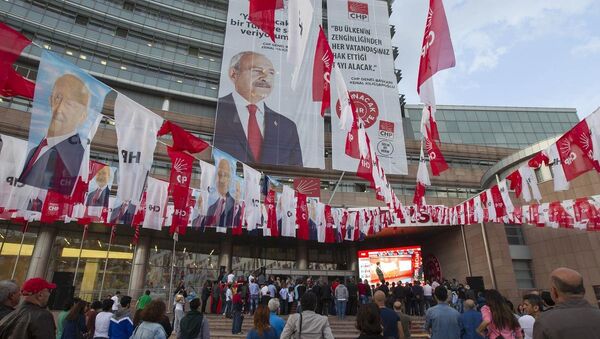 CHP'liler seçim sonuçlarını takip etti - Sputnik Türkiye