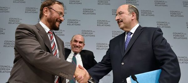 Enver Macid Eşki ve Dore Gold - Sputnik Türkiye