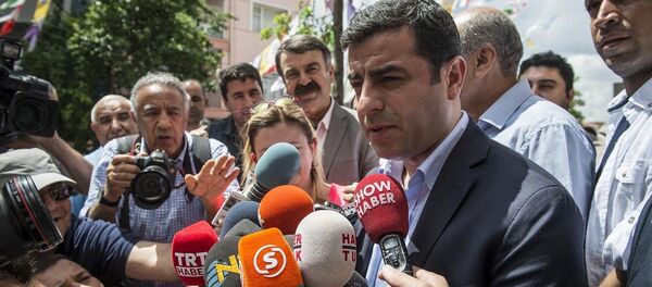 Selahattin Demirtaş - Sputnik Türkiye