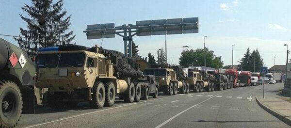 Macaristan'ın Ukrayna sınırında esrarengiz tırlar - Sputnik Türkiye