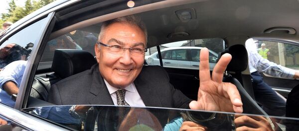 Deniz Baykal - Sputnik Türkiye