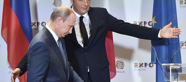 İtalya Başbakanı Matteo Renzi ve Rusya Devlet Başkanı Vladimir Putin - Sputnik Türkiye