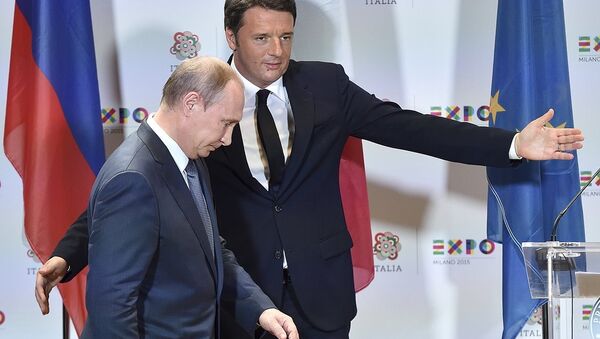 İtalya Başbakanı Matteo Renzi ve Rusya Devlet Başkanı Vladimir Putin - Sputnik Türkiye