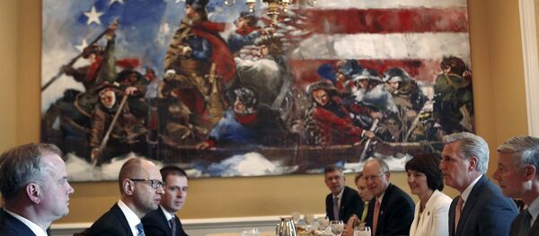 Ukrayna Başbakanı Arseniy Yatsenyuk - Sputnik Türkiye