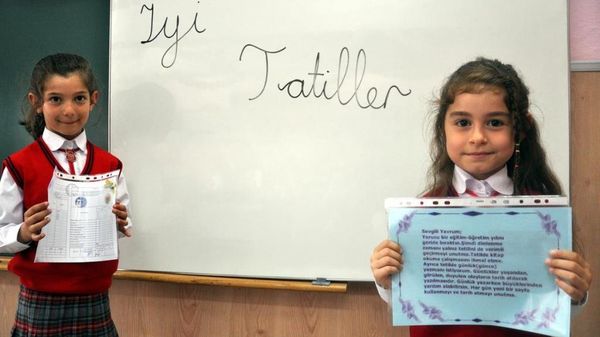 Okul tatili, karne - Sputnik Türkiye