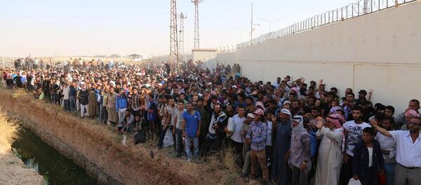 Türkiye'ye sığınan Suriyeliler - Sputnik Türkiye