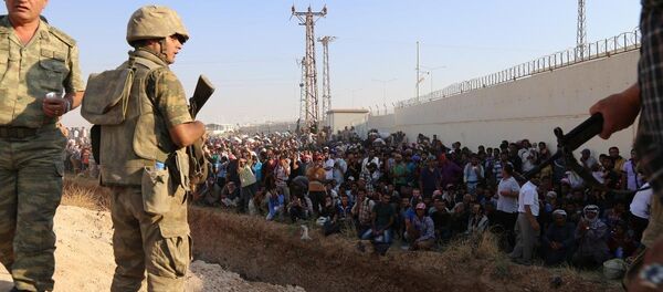 Türkiye-Suriye sınırında kırmızı alarm - Sputnik Türkiye