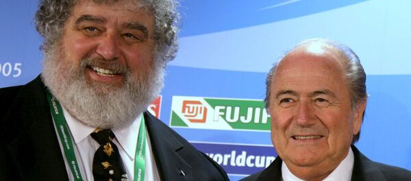 FIFA eski yöneticilerinden Chuck Blazer- FIFA Başkanı Sepp Blatter - Sputnik Türkiye