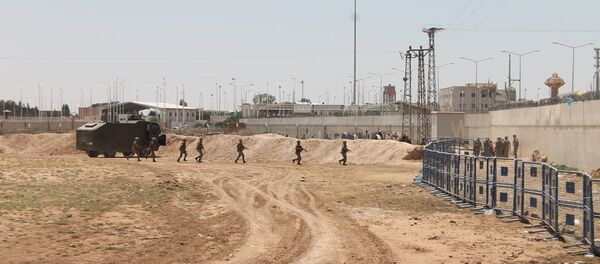 TSK, Suriye sınırında açılacak her türlü ateşe misillemede bulunulması emri vermişti. - Sputnik Türkiye