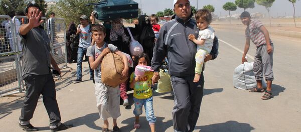 Türkiye'ye sığınan Suriyeliler - Sputnik Türkiye