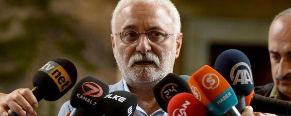 Hakkı Saruhan Oluç - Sputnik Türkiye