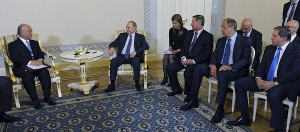 Vladimir Putin  - Yukiya Amano - Sputnik Türkiye