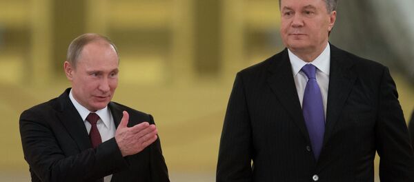 Vladimir Putin ve Viktor Yanukoviç - Sputnik Türkiye
