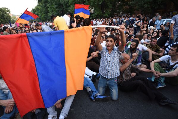 Erivan'daki protestolar - Sputnik Türkiye