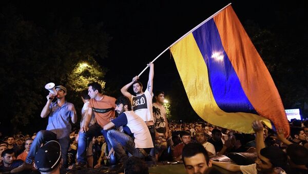Ermenistan'ın başkenti Erivan'da protestolar - Sputnik Türkiye