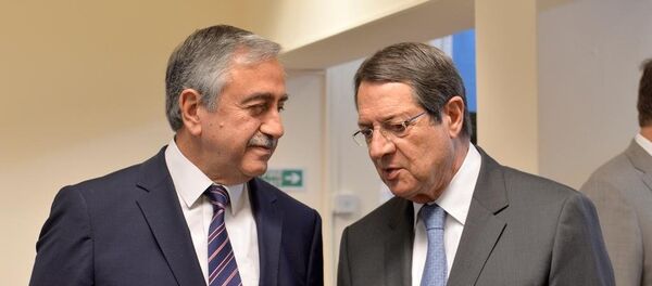 Mustafa Akıncı & Nikos Anastasiadis Mustafa Akıncı & Nikos Anastasiadis - Sputnik Türkiye