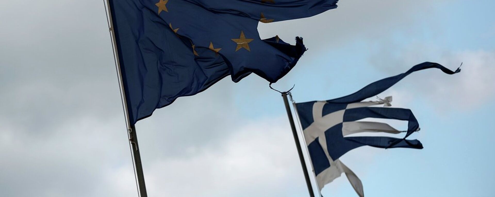AB ve Yunanistan bayrakları - Sputnik Türkiye, 1920, 05.11.2025