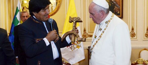 Evo Morales - Papa Francis - Sputnik Türkiye
