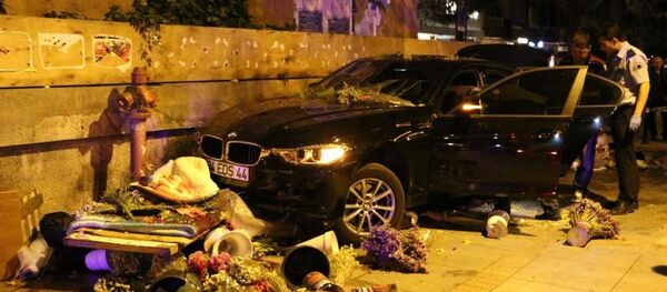 Kadıköy'de korkunç kaza - Sputnik Türkiye