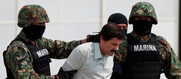 Uyuşturucu baronu 'El Chapo' hapisten kaçtı - Sputnik Türkiye