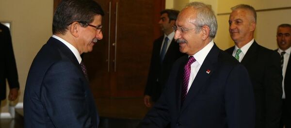 Ahmet Davutoğlu & Kemal Kılıçdaroğlu Ahmet Davutoğlu & Kemal Kılıçdaroğlu - Sputnik Türkiye