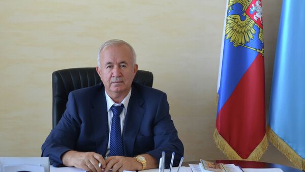 Kırım Tatar Toplum Konseyi Başkanı ve Kırım Birliği Başkanı Seyitömer Nimetullayev - Sputnik Türkiye