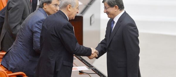 Ahmet Davutoğlu-Devlet Bahçeli - Sputnik Türkiye