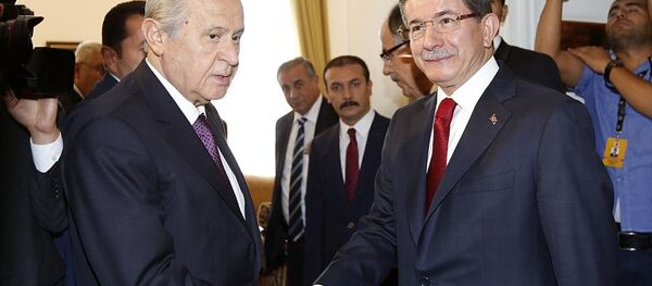 Devlet Bahçeli-Ahmet Davutoğlu Devlet Bahçeli-Ahmet Davutoğlu - Sputnik Türkiye