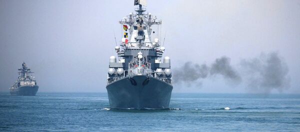 Rusya ve Çin'den askeri tatbikat Rusya ve Çin'den askeri tatbikat - Sputnik Türkiye