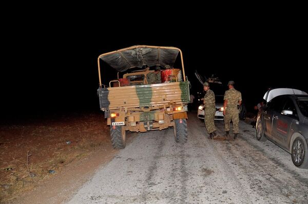 TSK'nın sınır hattına yönelik askeri sevkiyatı sürüyor. - Sputnik Türkiye