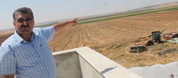 Beylerbeyi köyü muhtarı Ahmet Solak - Sputnik Türkiye