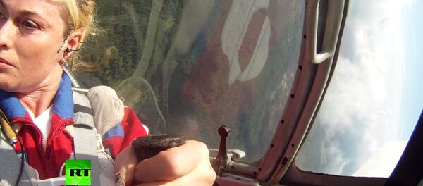 Rus kadın akrobasi pilotu: Svetlana Kapanina - Sputnik Türkiye