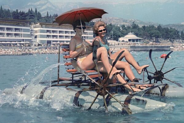 Sovyetlerin bikinili kızları Sovyetlerin bikinili kızları - Sputnik Türkiye