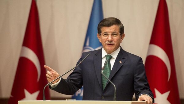 AK Parti Genel Başkanı ve Başbakan Ahmet Davutoğlu - Sputnik Türkiye