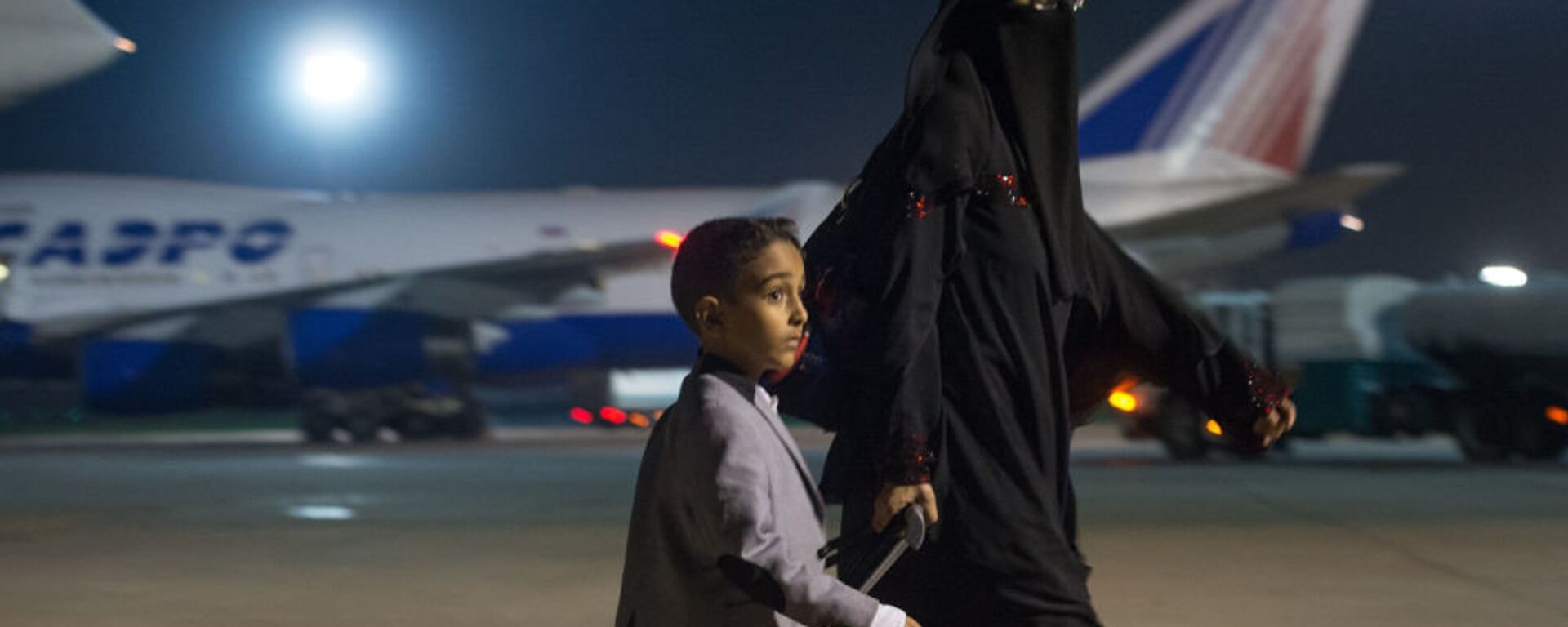 Yemen'den tahliye edilen siviller - Sputnik Türkiye, 1920, 02.01.2026