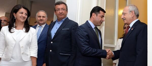 Kılıçdaroğlu, HDP Eş Genel başkanlarıyla görüştü - Sputnik Türkiye