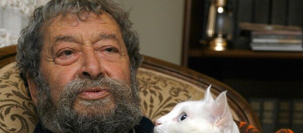 Fikret Otyam Fikret Otyam - Sputnik Türkiye