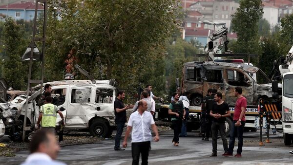 Sultanbeyli'deki polis merkezine saldırı - Sputnik Türkiye