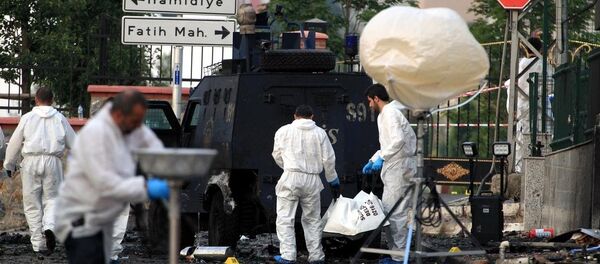 Sultanbeyli'deki polis merkezine saldırı Sultanbeyli'deki polis merkezine saldırı - Sputnik Türkiye