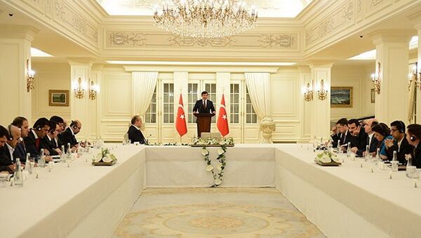 Başbakan Ahmet Davutoğlu, Çankaya Köşkü'nde Irak Kürdistan Özerk Bölgesi’nden gelen gazeteci heyetini kabul etti. - Sputnik Türkiye