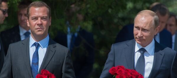 Rusya Devlet Başkanı Vladimir Putin ve Başbakan Dmitriy Medvedev - Sputnik Türkiye