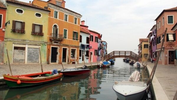Venedik'te rengarenk bir ada: Burono - Sputnik Türkiye
