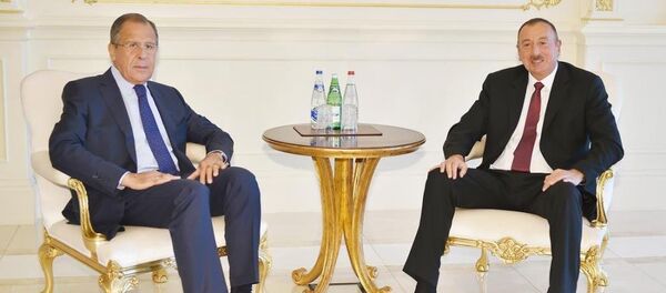 Azerbaycan Cumhurbaşkanı İlham Aliyev ve  Rusya Dışişleri Bakanı Sergey Lavrov - Sputnik Türkiye